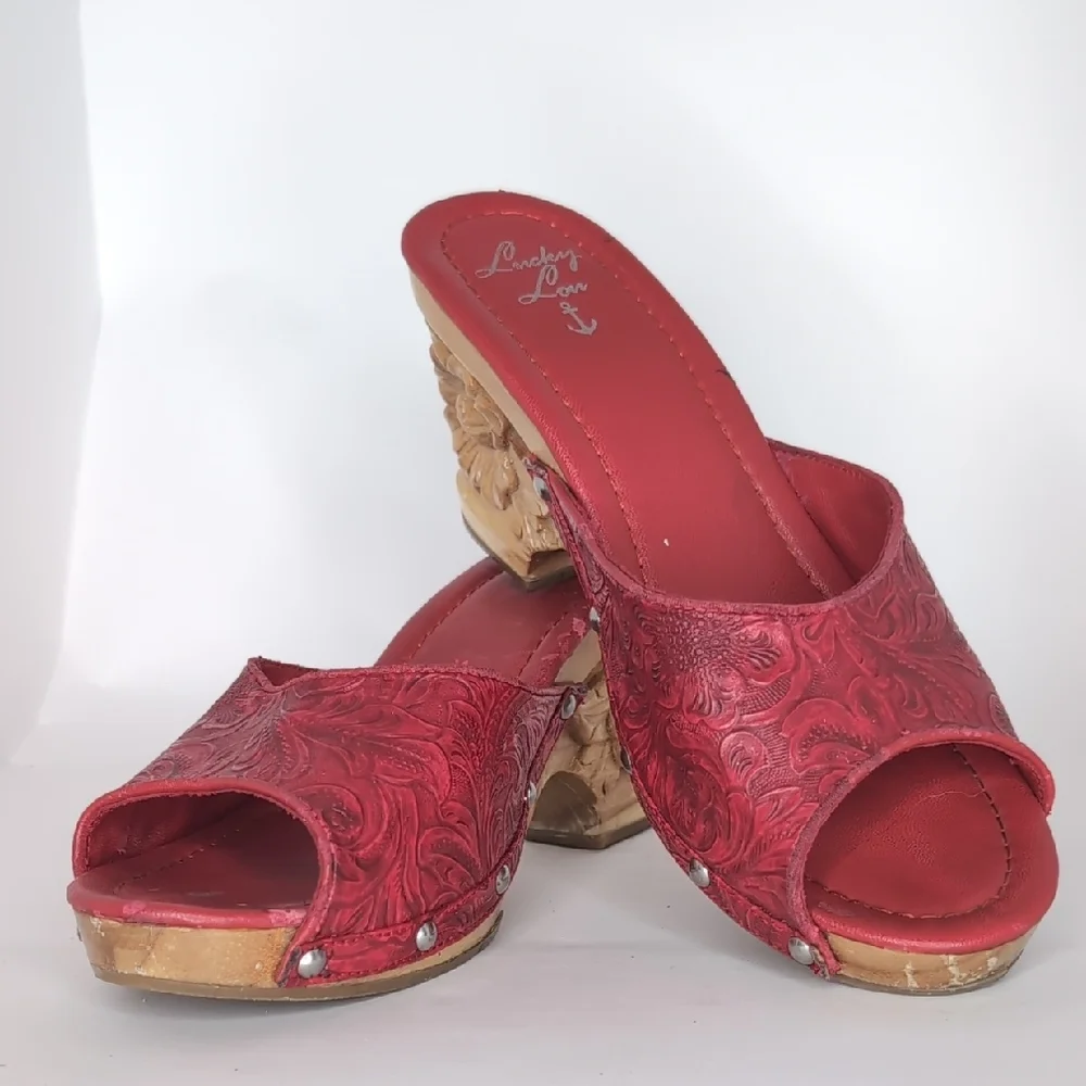 Lucky Brand Red Floral Tooled Leather Slip-On Clogs with Carved Wood Heel - Picture 4 of 11